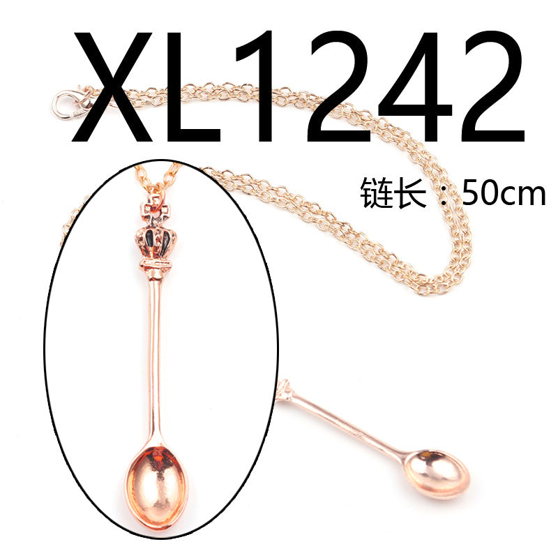 Wholesale Alloy Crown Mini Jewelry Gold Alice Crown Spoon Necklace